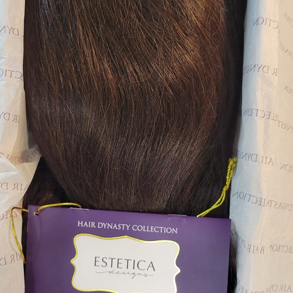 Angelina by Estetica Long Layered, Remy Human Hair Wig. 14 Inches Long NWT - Picture 6 of 9